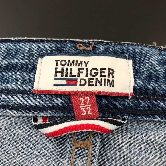 Tommy Hilfiger Lana Straight Cropped Patchwork Distressed Jean - Picture 10 of 16